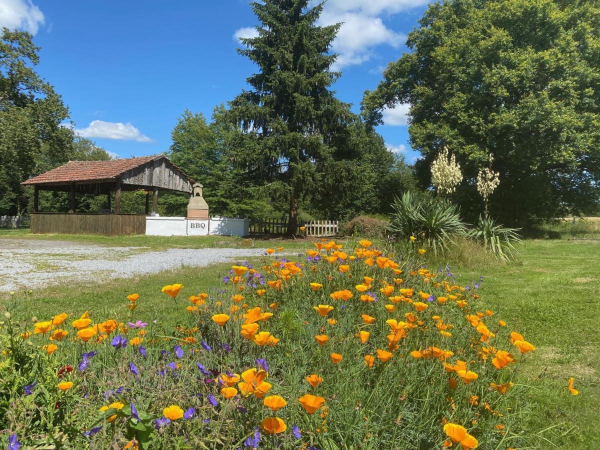 Fonclaire Holidays Glamping 'Luxury Camping' Blond Extérieur photo